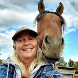 Meet your Posher, Tiffany